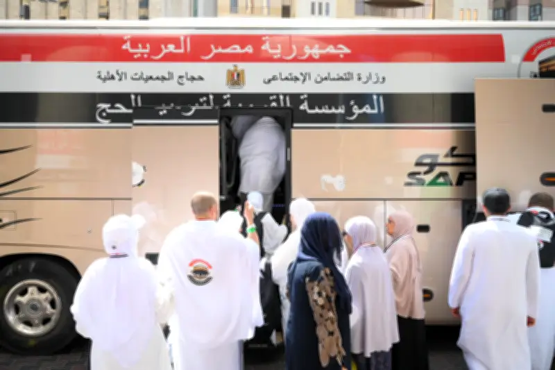 التضامن تواصل تفويج حجاج الجمعيات الأهلية إلى الأراضي المقدسة