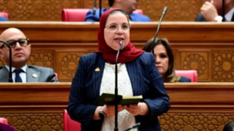 نائبة تطالب بتنسيق الأحياء والأبنية التعليمية لنظافة محيط المدارس