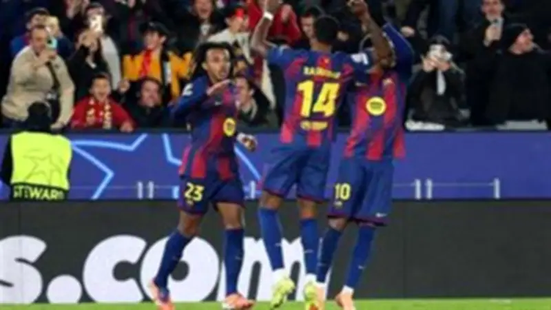 فليك يعلن قائمة برشلونة لمواجهة ألافيس في الدوري الإسباني
