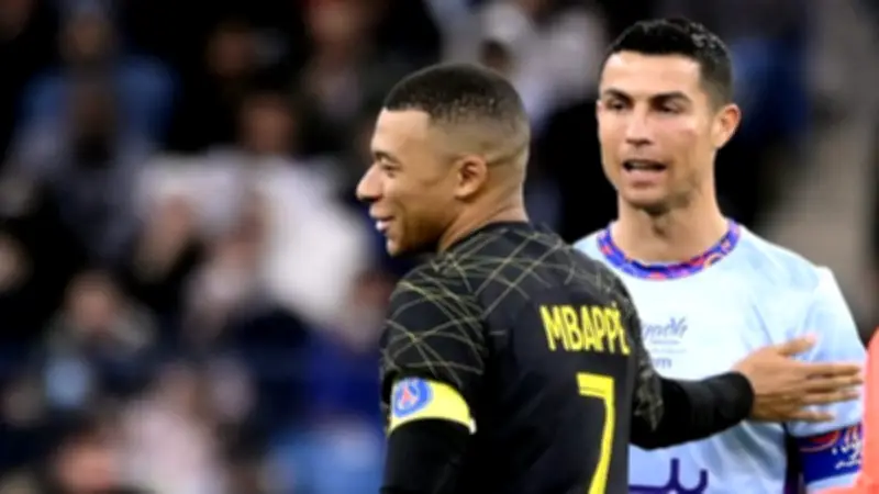 مبابي: رونالدو كان قدوتي وأصبح صديقي وساعدني في التأقلم مع ريال مدريد