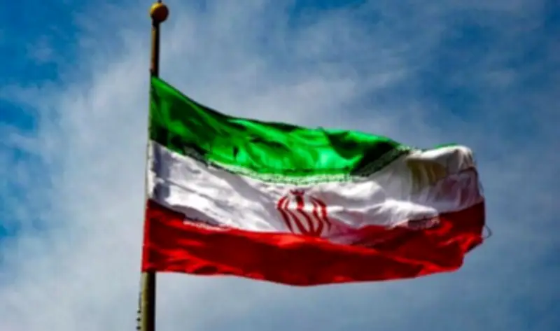 إيران: إما أن يتعامل ترامب مع مفاوضينا أو مع صواريخنا