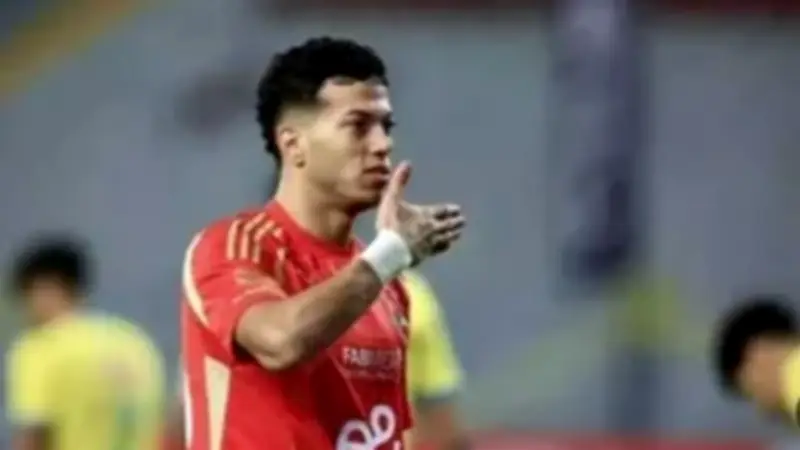شبانة: الأهلي يجهز ملفًا قانونيًا ضد وكيل إمام عاشور