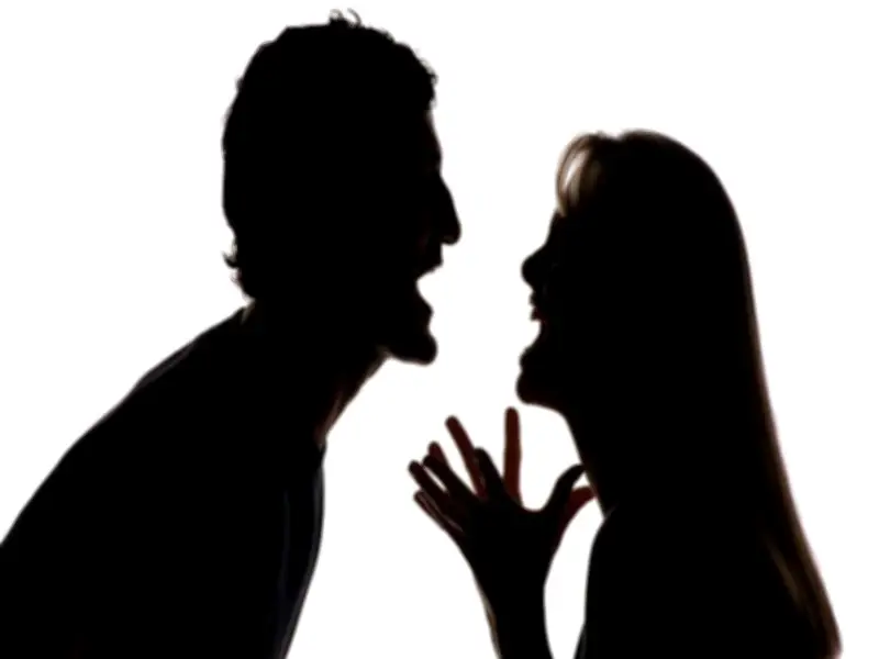 أم تحرم من ابنها عامين بسبب اعتراضها على المخدرات والدخان
