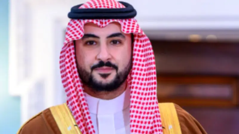 وزير الدفاع السعودي يبحث مع مستشار الأمن البريطاني جهود خفض التصعيد