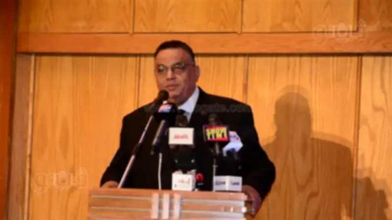 علاء سلامة: مصر كنز مواهب لا ينضب وطلاب أكاديمية الفنون قادرون على مواجهة الفن المتردي