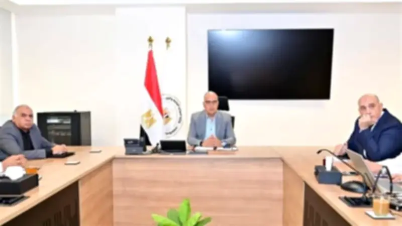 وزير الري: توفير كميات كافية من المياه مع بداية الزراعات الصيفية