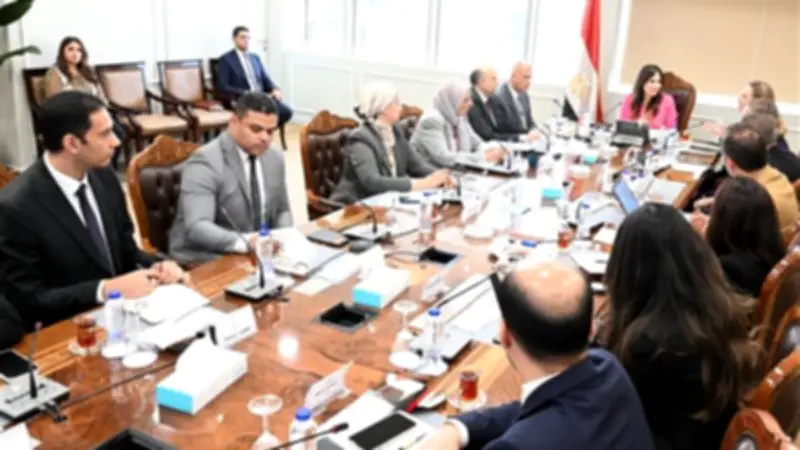 وزيرة الإسكان تبحث مع البنك الدولي تعزيز التعاون في التنمية العمرانية