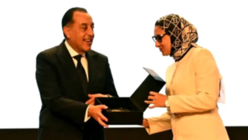 محافظ الوادي الجديد تشارك في إطلاق «مبادرة المليون رخصة دولية»