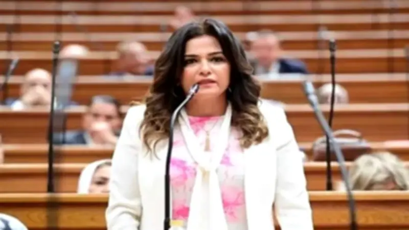 رئيسة سياحة النواب تطالب بتعميم التأشيرات الإلكترونية بجميع المطارات