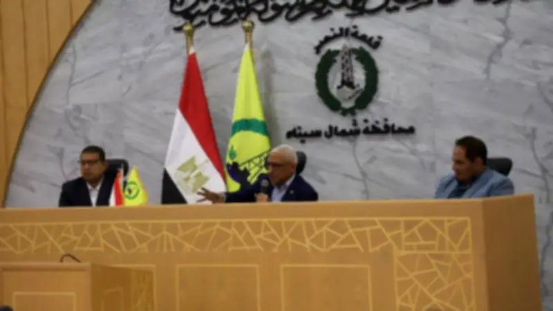 محافظ شمال سيناء يؤكد أهمية التنسيق بين الجهاز التنفيذي والنواب