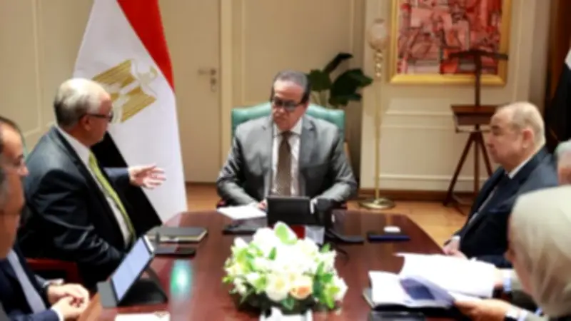 وزير الصحة يبحث مع غرفة صناعة الدواء تعزيز توطين الصناعة وتحقيق الاكتفاء الذاتي