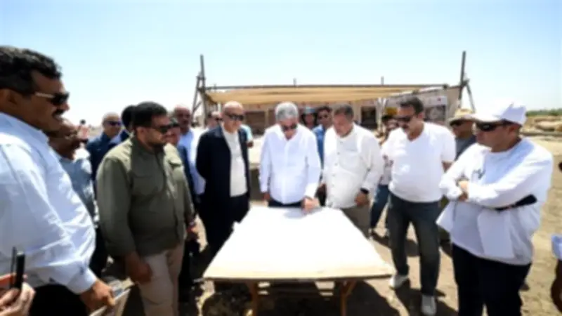 وزير السياحة يتفقد مشروع ترميم الصرح الأول بمعبد الرامسيوم