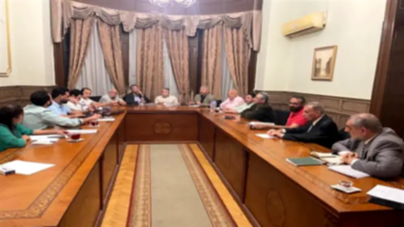 حزب المحافظين يناقش مشروعات قوانين جديدة ويكمل هيكله التنظيمي