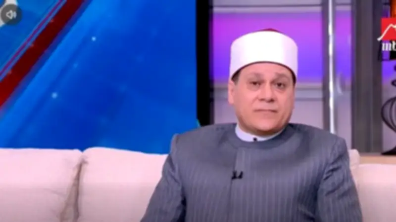 مظهر شاهين: من تلخبط في الصلاة تبني على الأقل وتسجد للسهو