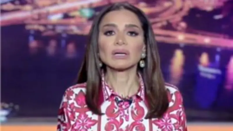 بسمة وهبة تواجه معالج بحقنة القهوة: هل تجرب على البشر؟
