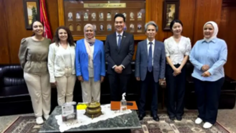 ألسن عين شمس تبحث مع سفارة كوريا الجنوبية تعزيز التعاون الأكاديمي