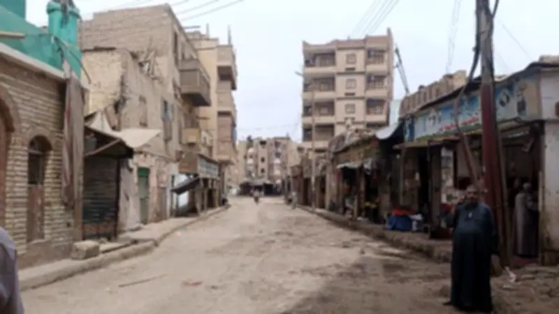 نجع حمادي تودع الباعة الجائلين لأول مرة بعد مشاجرة دامية
