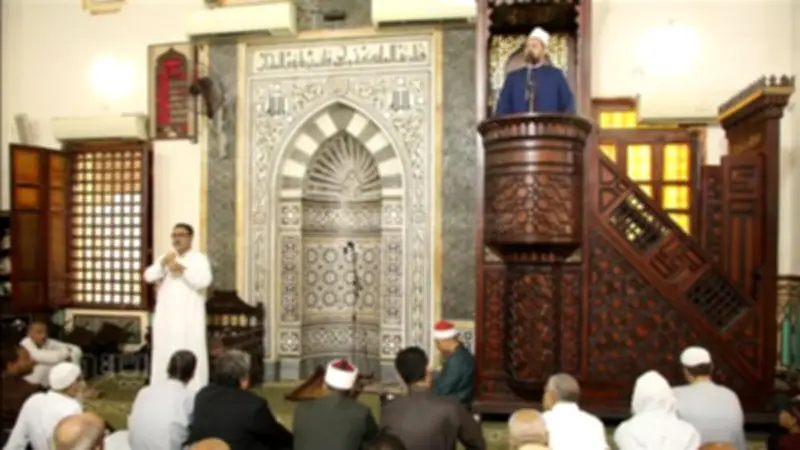 أوقاف بني سويف تترجم خطبة الجمعة بلغة الإشارة في مسجد عمر بن عبدالعزيز
