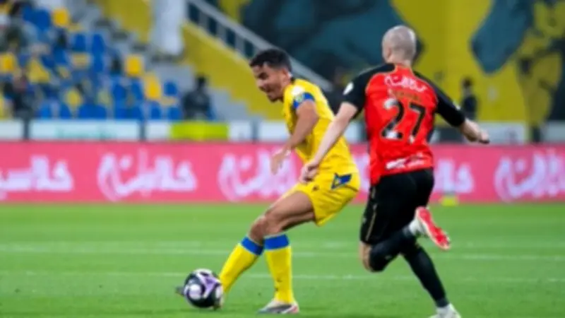 تعادل مثير بين التعاون والرياض يؤجل حسم الصراع في دوري روشن