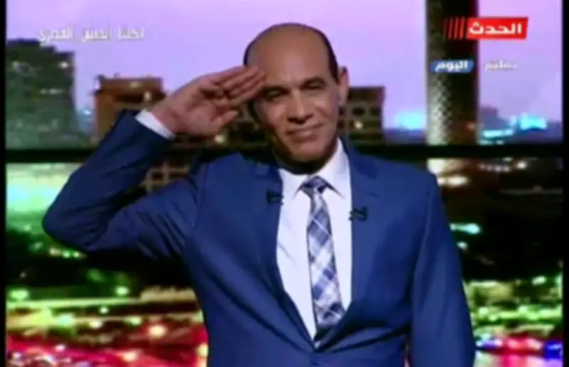 محمد موسى يروي محاولة إنقاذ مريض توقف قلبه داخل الإسعاف