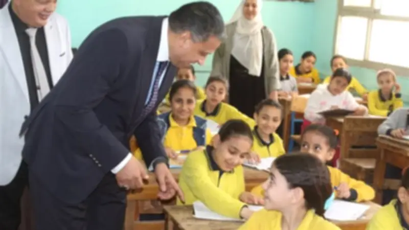 مدير تعليم الجيزة يشيد بانضباط لجان امتحانات نهاية العام بأوسيم ومنشأة القناطر