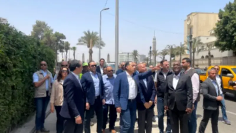 مدبولي يتفقد مشروع ترميم قصر التحرير ورفع كفاءة الواجهات