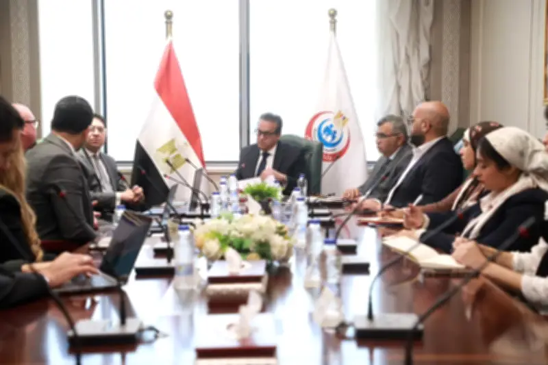 خالد عبدالغفار: توفير بيئة جاذبة وداعمة للاستثمارات النوعية في المجال الصحي