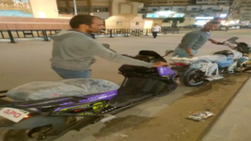حملات لضبط السكوتر الكهربائي والبيتش باجي في شوارع مرسى مطروح