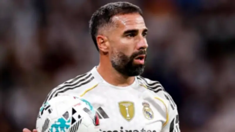 مفاجأة مدوية.. كارفاخال يرحل عن ريال مدريد نهاية الموسم