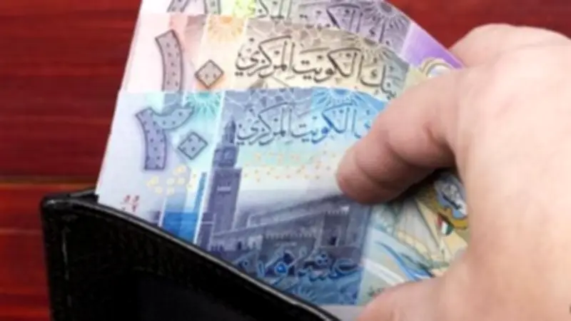 استقرار سعر الدينار الكويتي أمام الجنيه المصري في البنوك اليوم السبت
