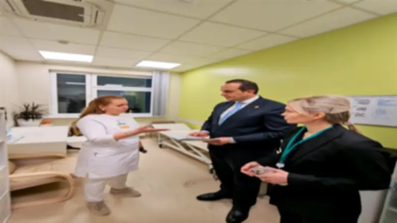 رئيس الرعاية الصحية يتطلع للاستفادة من الخبرات الروسية في التأهيل الطبي