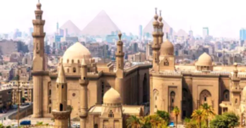 كيف حفظت الأغاني والسينما وروايات نجيب محفوظ روح القاهرة القديمة رغم تغير الزمن؟