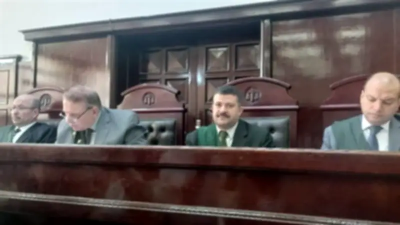 استئناف المنصورة تستمع لأقوال متهم مذبحة المعصرة وتطلب عرضه على الطب النفسي