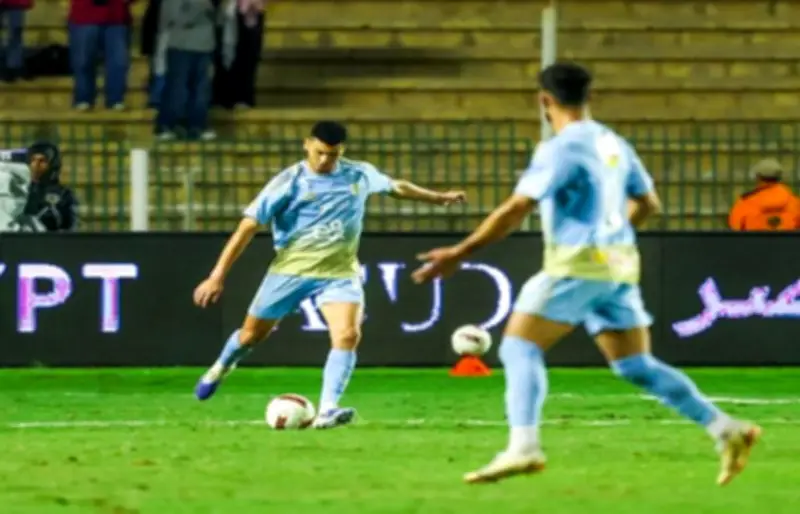 خلاف بين الأهلي والمغربي أشرف داري يقترب من الحل