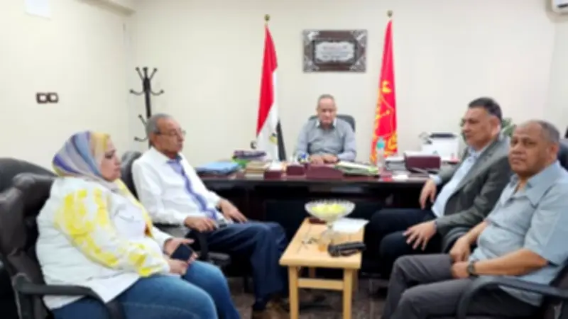 وكيل تعليم بورسعيد ونقيب المعلمين يبحثان تعزيز التعاون وقضايا المعلمين