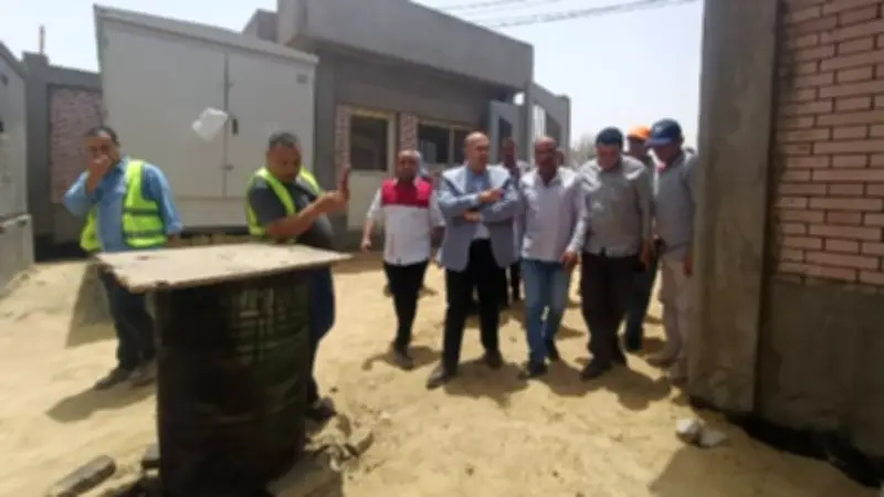 نائب محافظ الجيزة يتفقد مشروعات خدمية بمنشأة القناطر ويشدد على الالتزام بالجداول الزمنية