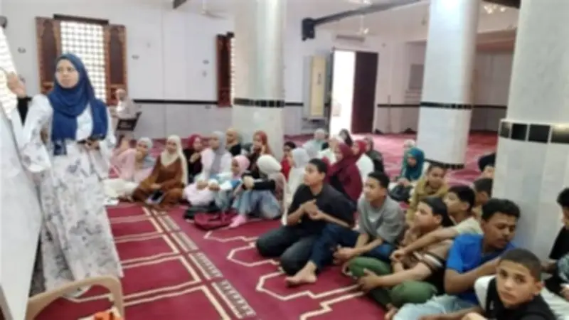 مراجعات نهائية لطلاب الإعدادية في مساجد الوادي الجديد