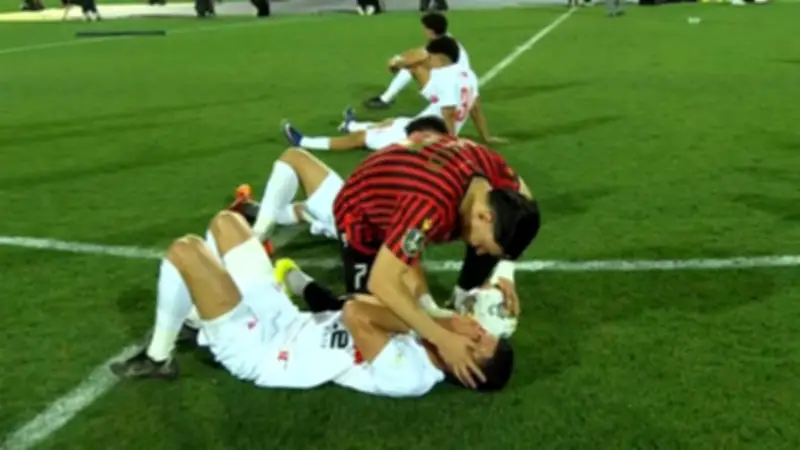 خالد الغندور: محمد شحاتة سدد ركلة جزاء الزمالك مصابًا في نهائي الكونفدرالية
