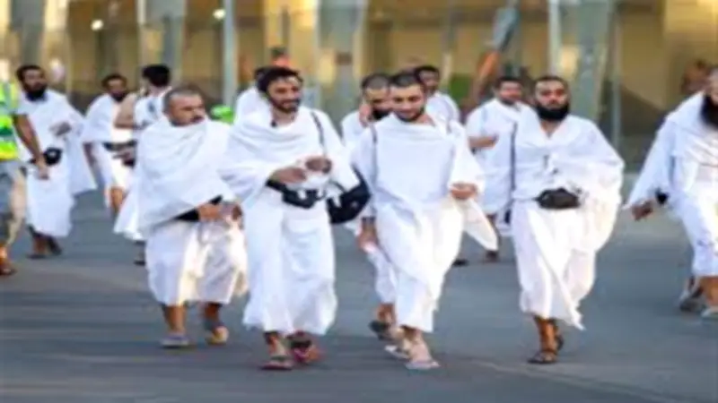 لماذا يرتدي الحجاج اللون الأبيض؟ القصة الكاملة لملابس الإحرام