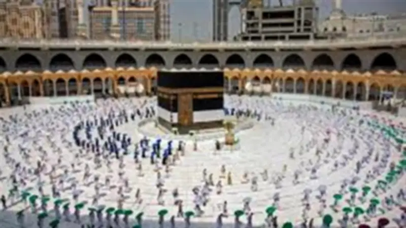 أشياء ممنوعة أثناء الإحرام قد يفاجأ بها البعض.. أخطاء يقع فيها كثير من الحجاج