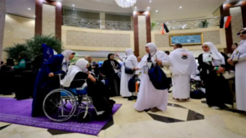 «التضامن» توفر خدمات الإتاحة لحجاج الجمعيات الأهلية من ذوي الإعاقة وكبار السن