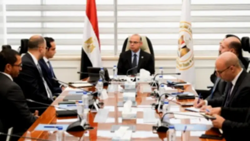 وزير الاستثمار: حريصون على تطوير مناخ الأعمال ونواب يشيدون بالجهود