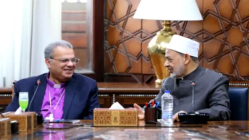 رئيس الطائفة الإنجيلية يهنئ شيخ الأزهر والمفتي بعيد الأضحى