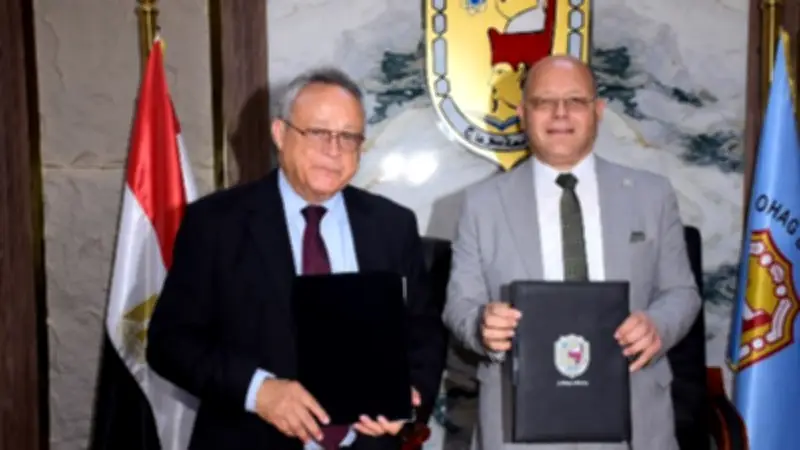 زايد والنعماني يوقعان بروتوكول تعاون لتعزيز المعرفة والتدريب بجامعة سوهاج