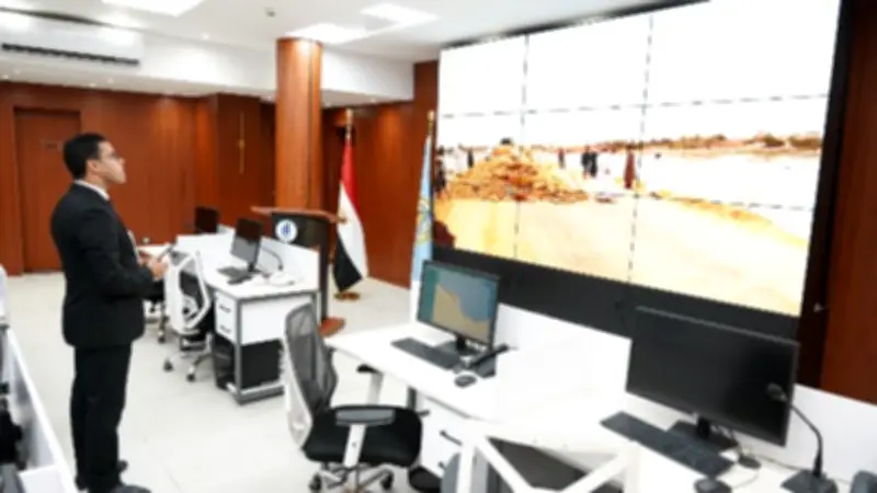 نائب محافظ مطروح يتابع إنهيار جسر بحيرة دهيبة ويودع حجاج الجمعيات الأهلية