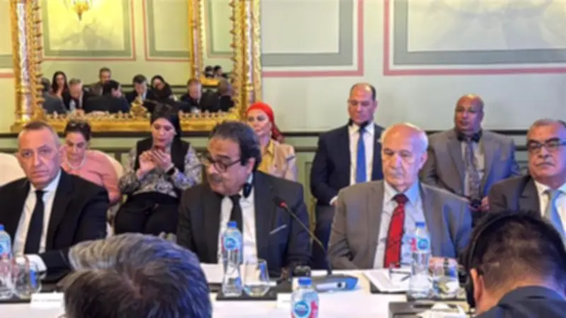 المصري الديمقراطي يشارك في مائدة مستديرة مع وفد الحزب الشيوعي الصيني