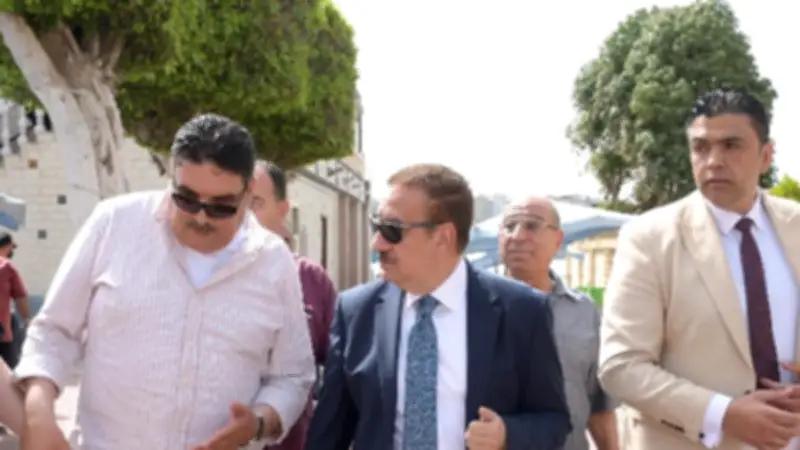 محافظ بورسعيد يشارك في اليوم الترفيهي للمسنين بنادي السلام البحري