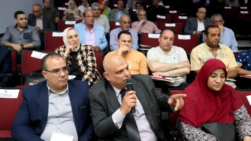 ورشة عمل بالصرف الصحي بالإسكندرية تناقش تأثير الصرف الصناعي والمراقبة الذكية