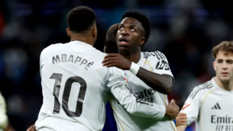 كواليس جديدة في الصراع الخفي بين مبابي وفينيسيوس في ريال مدريد