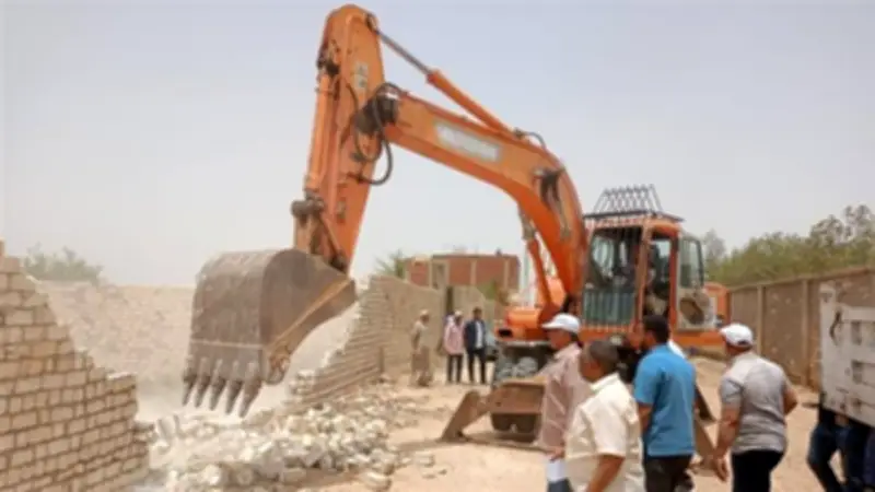 حملات مكبرة بالمدن الجديدة لإزالة التعديات واسترداد الأراضي المخالفة